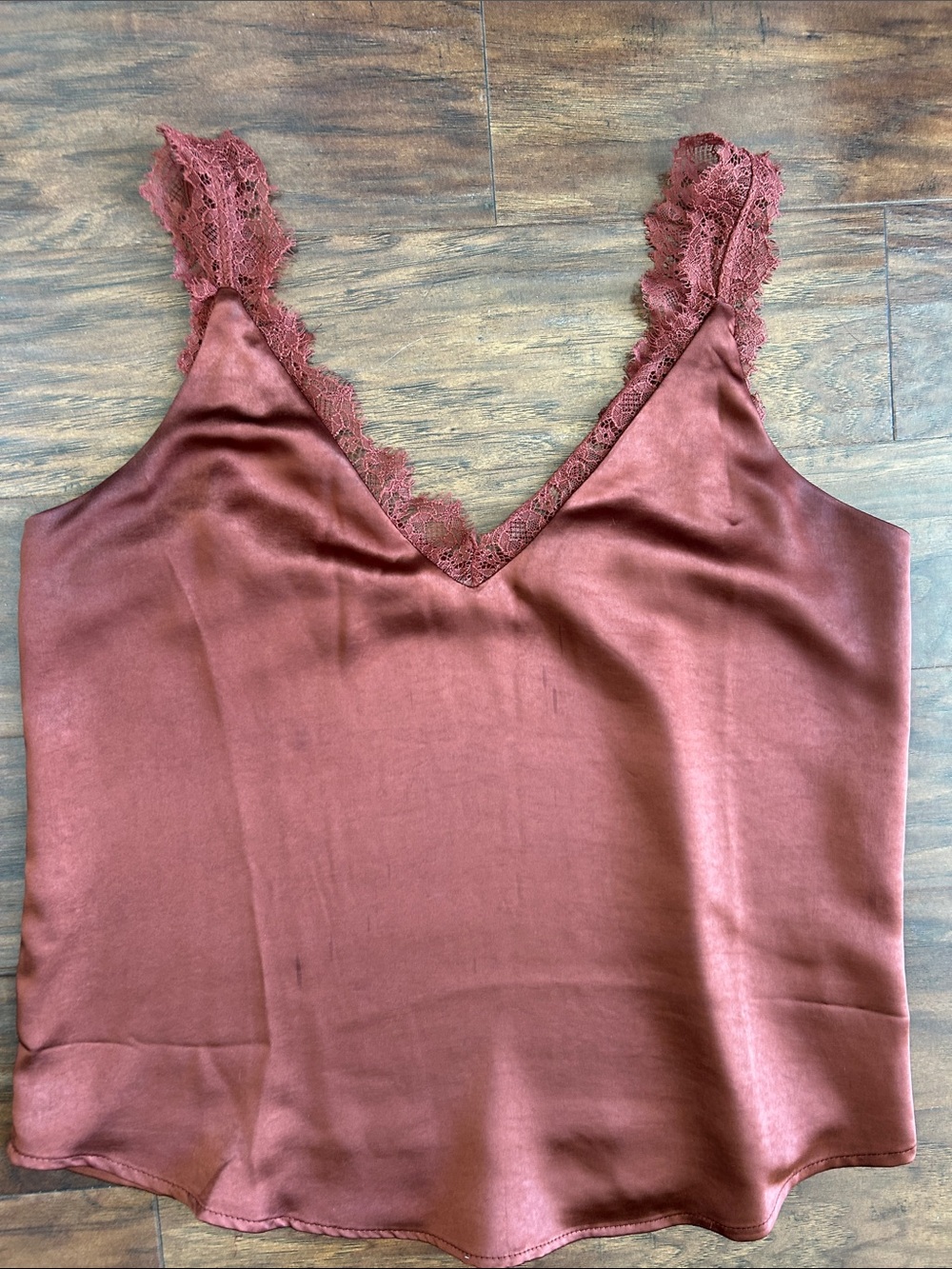 Lace-Trim Satin V-Neck Cami in Rosewood